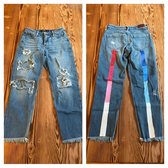 Hollister Denim - SALE🔥Hollister Painted High Rise Vintage Stretch Destroyed Mom Jeans